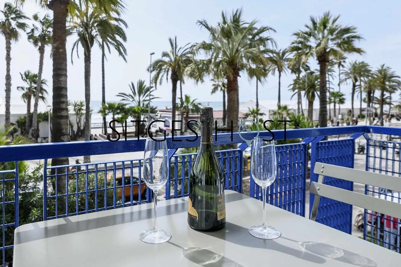 Apartamento Completamente reformado en 2022 a 20 metros de la playa Sitges 0*,  España