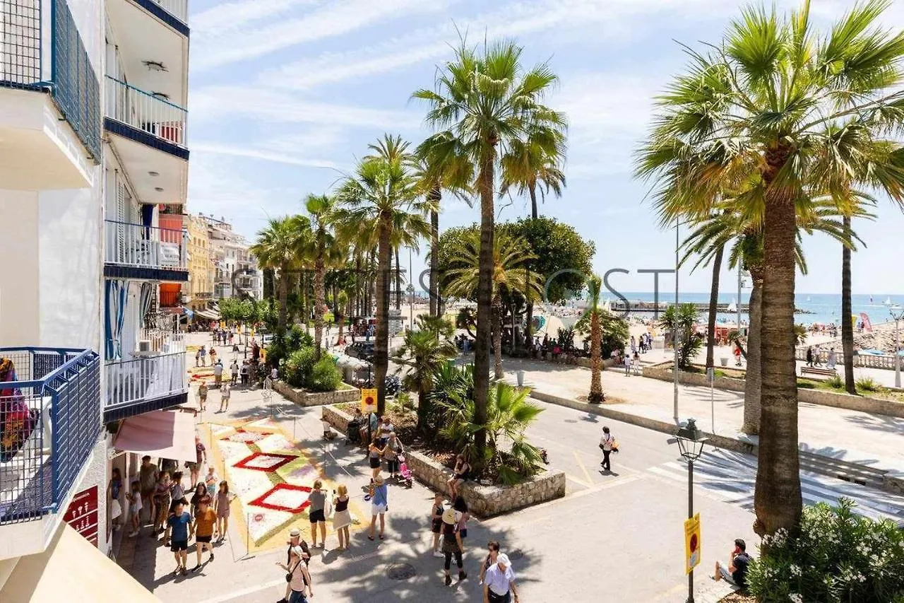 A 20 Metros De La Playa Apartman Sitges 0*,